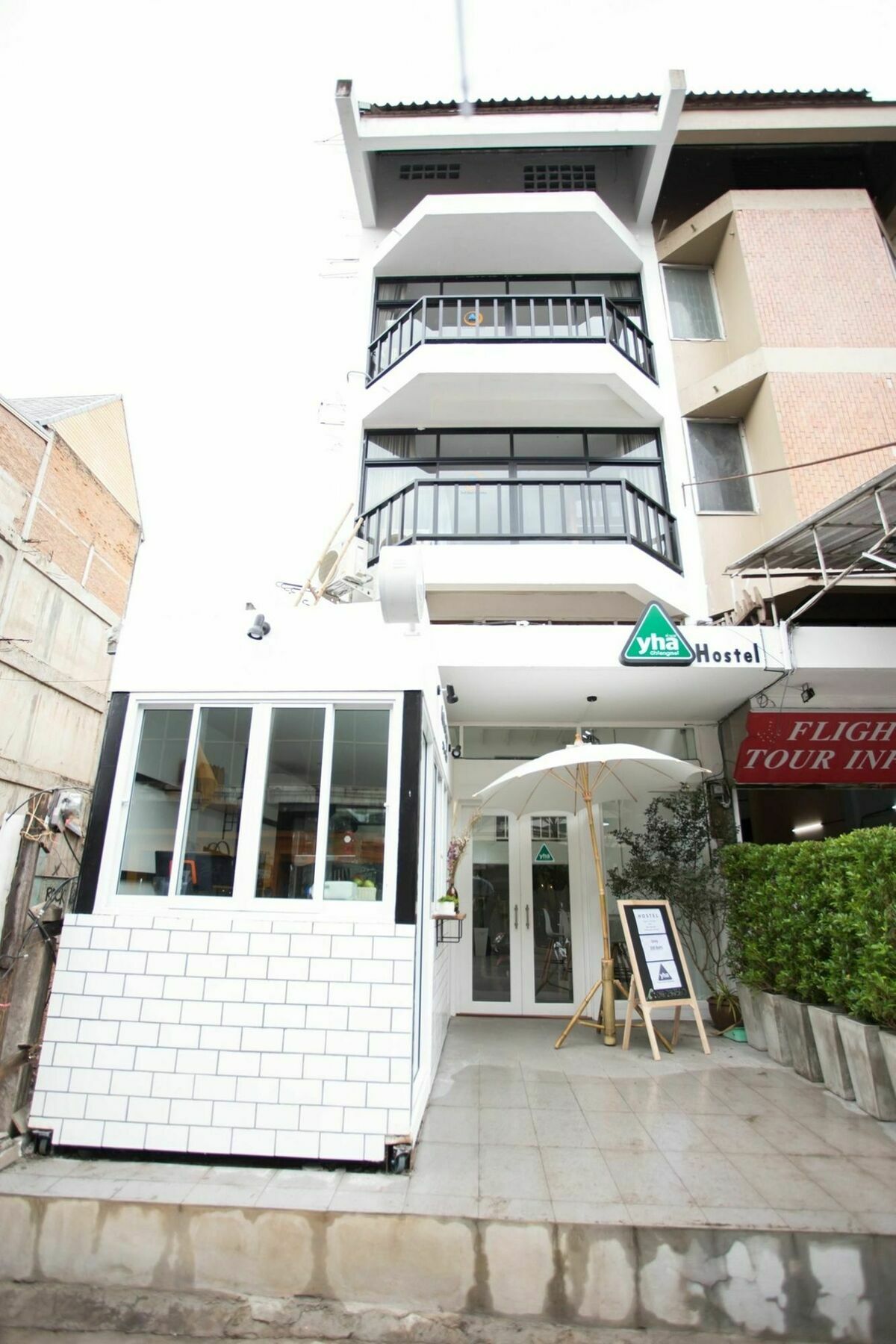Albergue Yha Thapae Station Chiang Mai Exterior foto