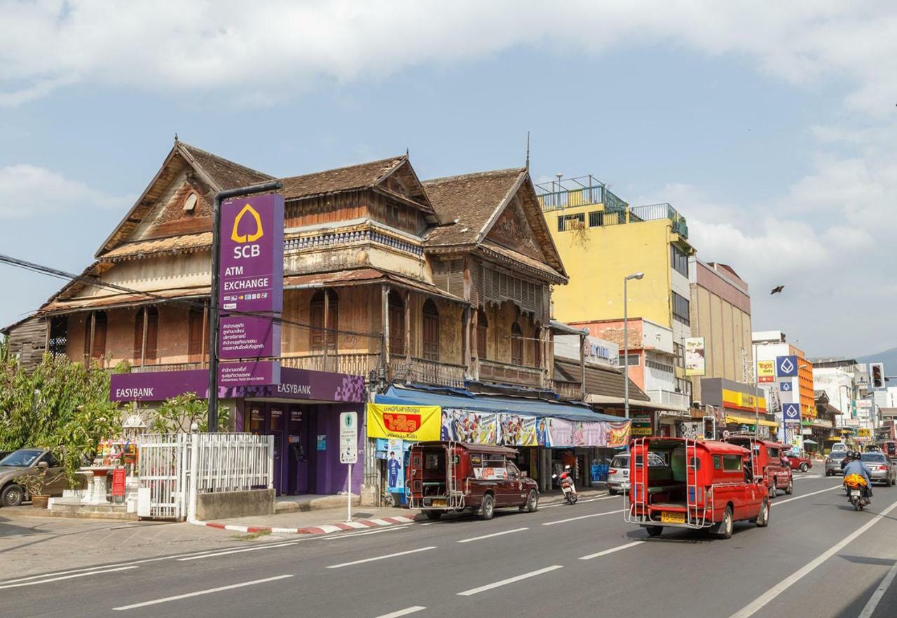 Albergue Yha Thapae Station Chiang Mai Exterior foto